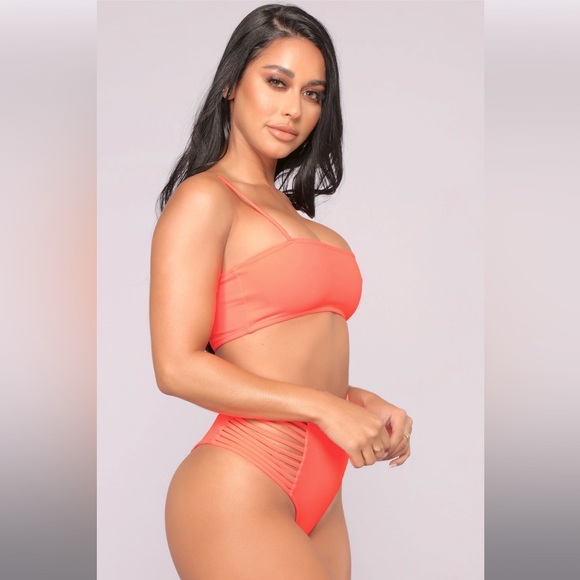 FashionNova 2 Piece Swimsuit - Picture 3 of 5